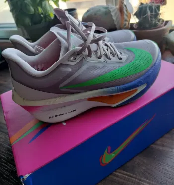 Used 100% Nike Zoom Fly 6 bike — image 7 of 14
