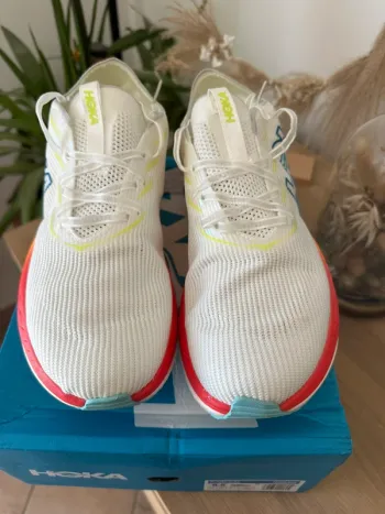 Gebrauchtes Hoka Cielo X1 bike