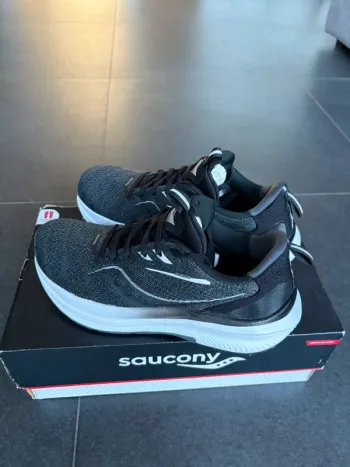 Gebrauchtes Saucony Echelon 9 bike