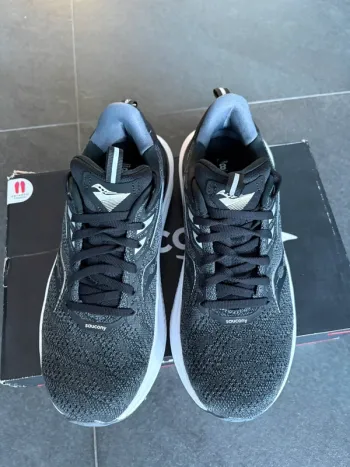Gebrauchtes Saucony Echelon 9 bike — Bild 2 von 6