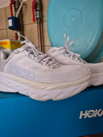 Hoka Bondi 6 bike d'occasion