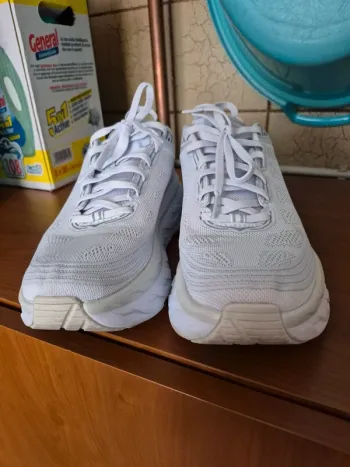Hoka Bondi 6 bike d'occasion — image 5 sur 6