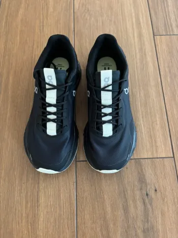 On Running Cloudnova Form bike usato