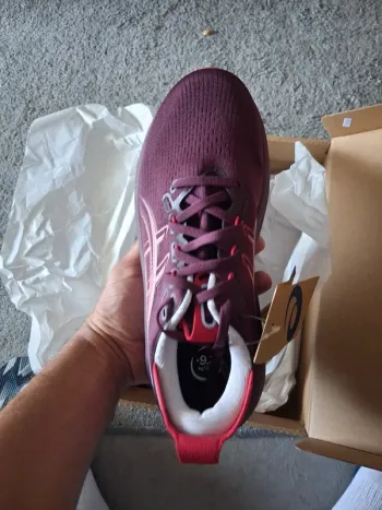 Brugt Asics Nimbus 28 bike — billede 3 af 9