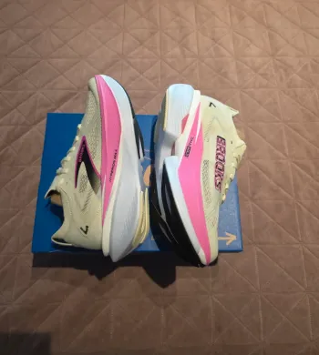 Tweedehands Brooks sneakers bike — afbeelding 9 van 12