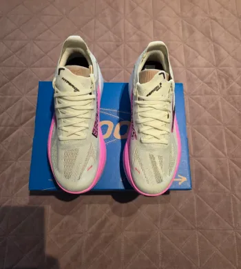 Tweedehands Brooks sneakers bike — afbeelding 4 van 12