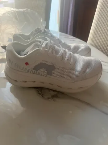 Gebrauchtes On Running shoes bike