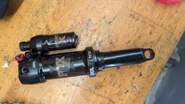 Used Fox Float X Performance 205*65 2026 bike — image 1 of 2
