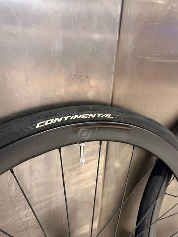 Used Syncros Capital 1.0 35 2025 bike — image 5 of 5