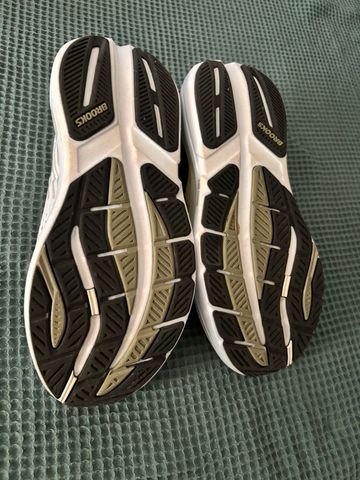 Used Brooks Ghost Max 3 bike — image 5 of 6