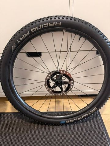 Używany Duke SLS wheelset 2025 bike — zdjęcie 2 z 3