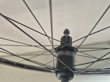 Used powertap Built in powermeter bike — image 11 of 12