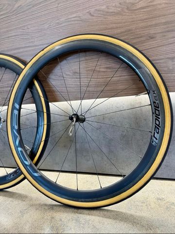 Used Roval Rapide CLX 40 bike — image 2 of 6