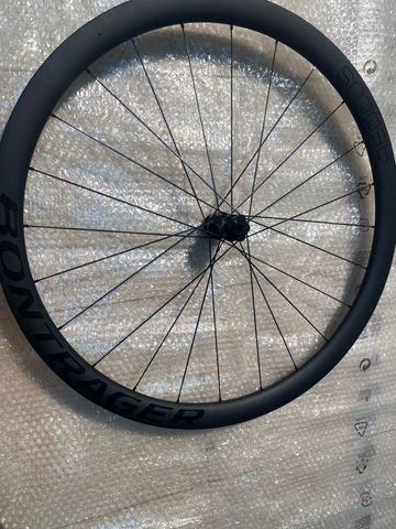 Gebrauchtes Bontrager Aeolus Pro 37 2024 bike — Bild 5 von 6