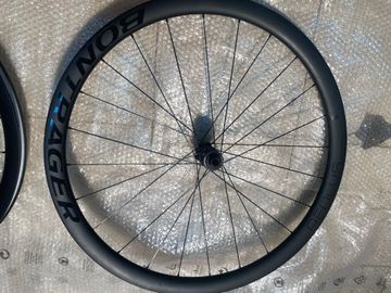 Gebrauchtes Bontrager Aeolus Pro 37 2024 bike — Bild 6 von 6