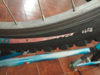 Gebrauchtes puez Tires 26x1.95 2021 bike