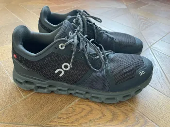 Gebrauchtes On Running Scarpe bike