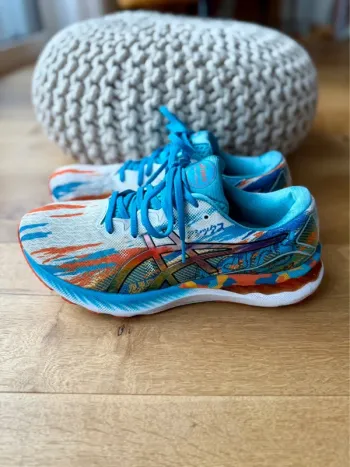Tweedehands Asics Gel-Nimbus 23 bike