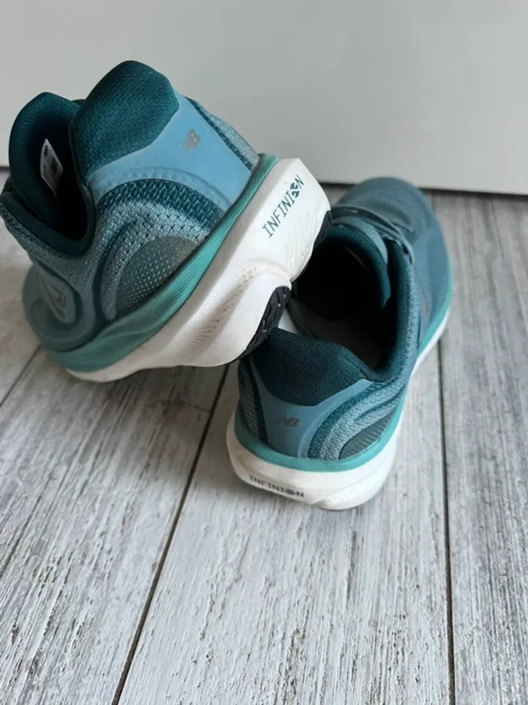 New Balance 1080 v15 bike usato — immagine 8 di 8