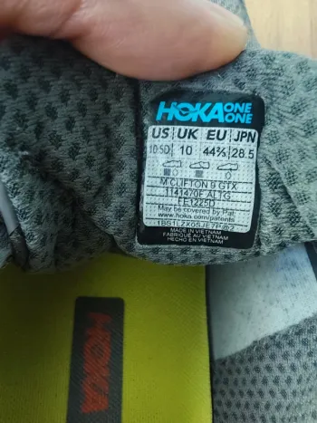 Hoka Clifton 9 GTX bike d'occasion — image 5 sur 6