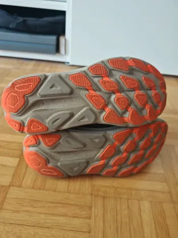Hoka Clifton 9 GTX bike d'occasion — image 6 sur 6