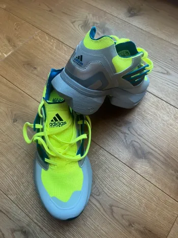 Used Adidas Adios Pro bike — image 4 of 6
