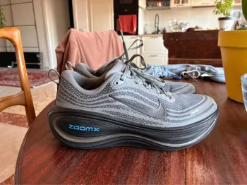 Nike Vomero Zoom X bike usato — immagine 5 di 7