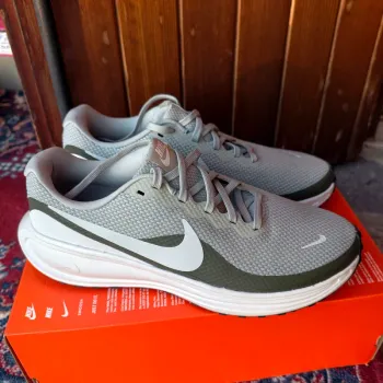 Gebrauchtes Nike Revolution 8 bike — Bild 6 von 15