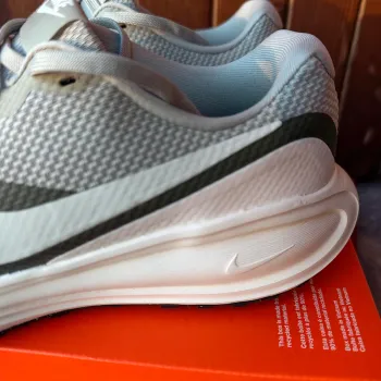 Gebrauchtes Nike Revolution 8 bike — Bild 3 von 15