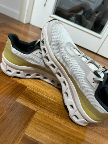 Gebrauchtes On Running Cloudmonster bike — Bild 5 von 7
