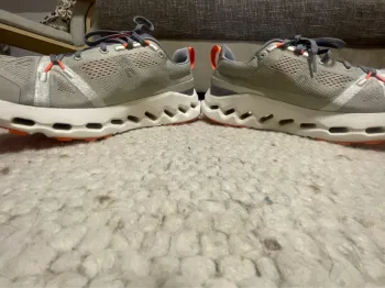 Gebrauchtes On Running Cloudsurfer bike — Bild 3 von 6
