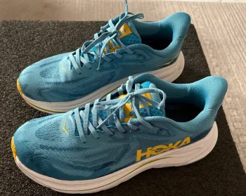 Käytetty Hoka Scarpe bike
