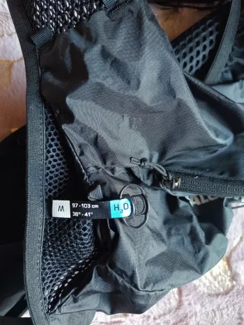 Used Salomon Active Skin 8 bike — image 4 of 5