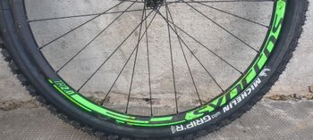 Used Syncros Wheels bike — image 2 of 4