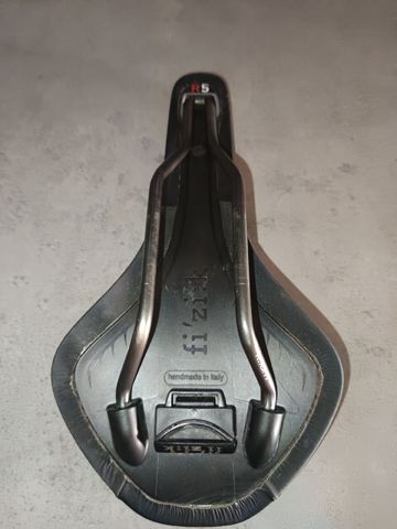 Used Fizik Antares Saddles & Seatposts