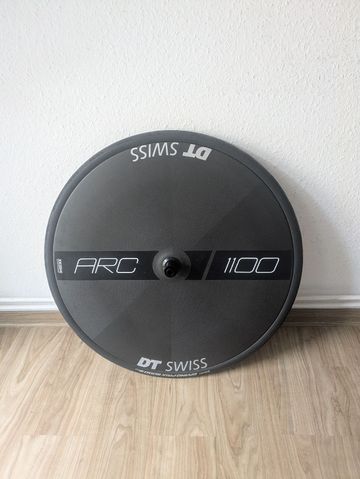 Used Dt Swiss Disc 2025 bike — image 1 of 9