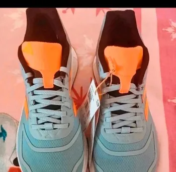 Adidas shoes unisex size 39 bike d'occasion — image 2 sur 10