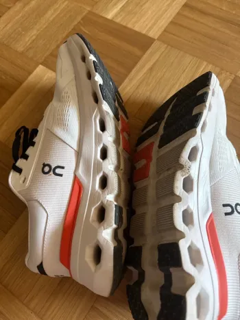 Gebrauchtes On Running Schuhe 9, 5 w bike — Bild 2 von 6
