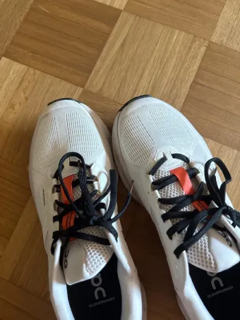 Gebrauchtes On Running Schuhe 9, 5 w bike — Bild 6 von 6