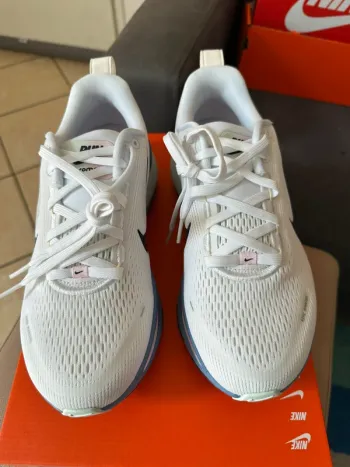 Gebrauchtes Nike Vomero 18 bike — Bild 2 von 4