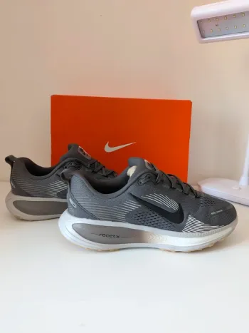 Gebrauchtes Nike Vomero 18 bike — Bild 2 von 4