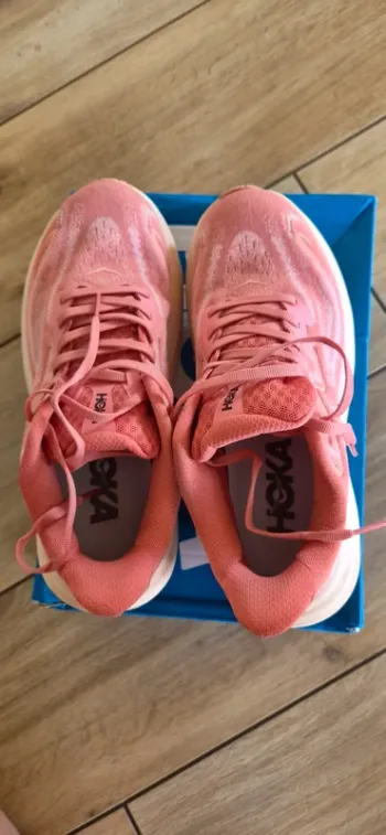 Used Hoka Clifton 10 bike — image 3 of 6