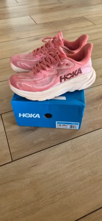 Used Hoka Clifton 10 bike — image 5 of 6
