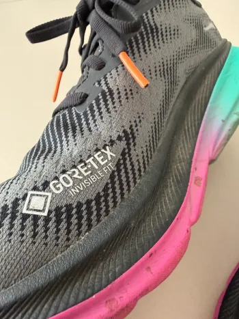 Gebrauchtes Hoka running shoes bike — Bild 10 von 10