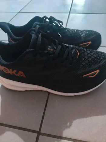 Gebrauchtes Hoka Running Shoes bike — Bild 7 von 7