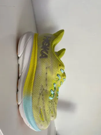 Used Hoka Clifton 9 bike — image 4 of 8