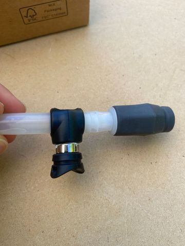 Used Canyon Hydration System bike — image 5 of 8
