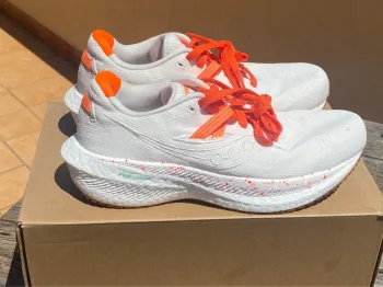 Saucony Triumph RFG bike d'occasion