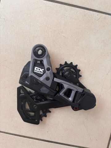 Used Sram GX Eagle AXS T-Type 2026 bike — image 3 of 11
