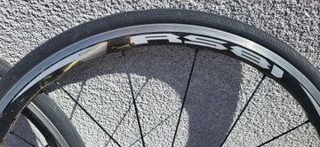Used Shimano RS81 Wheels 2017 bike — image 4 of 4
